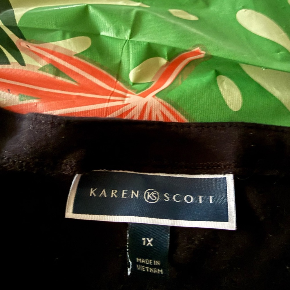 Karen Scott Embellished Jewels Dragonfly Butterfly Black Top 1X - Picture 4 of 4